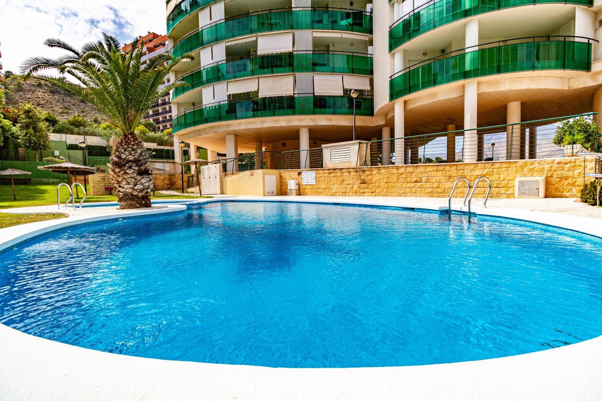 Apartment Vilapark With Pool, Free Parking, Terrace, Beach Benidorm Exterior photo