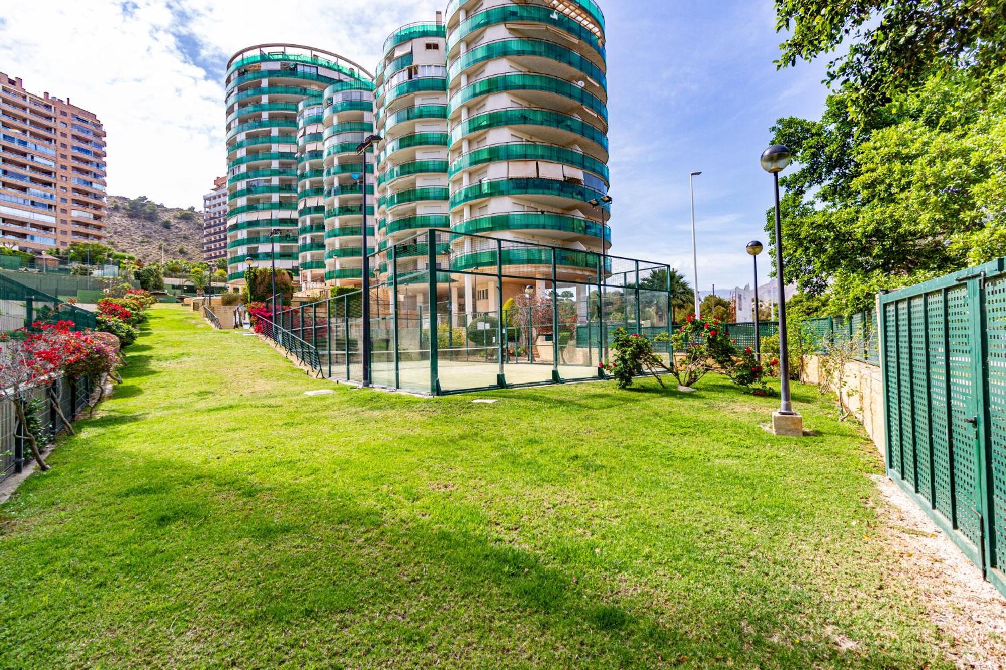 Apartment Vilapark With Pool, Free Parking, Terrace, Beach Benidorm Exterior photo